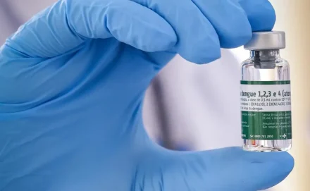 Ribercon - Começa vacinação de 1,2 milhão de profissionais de saúde contra dengue